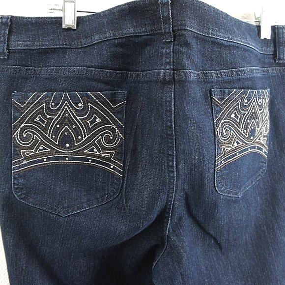 Chicos embroidered jeweled back pocket denim trousers jeans size 3 - Picture 4 of 4